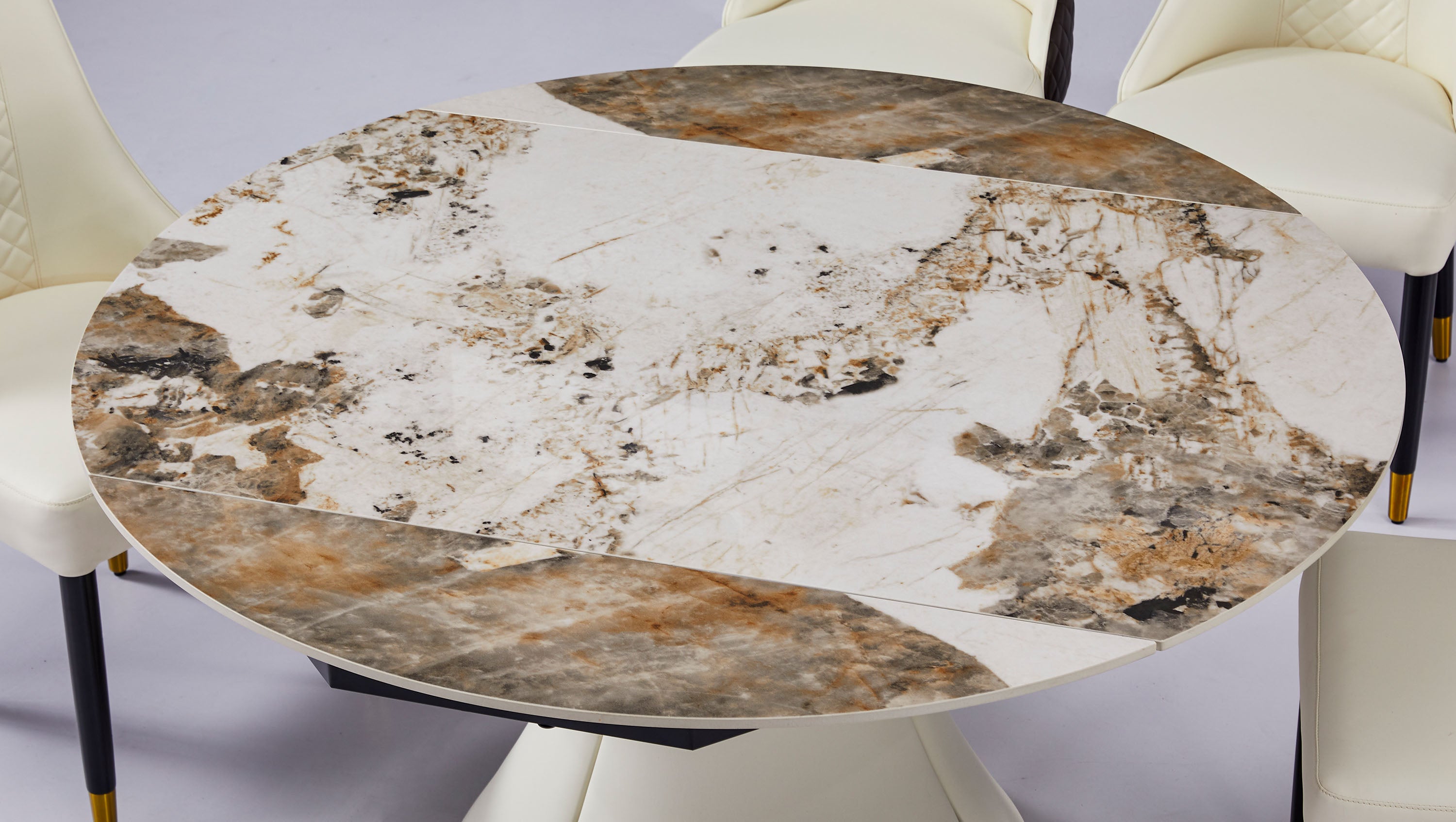 Lotus-Pandora Round Extension Table