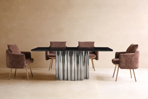 WAVE Dining Table With Water Glass